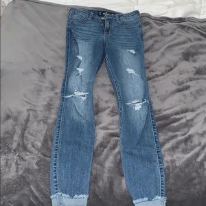 HOLLISTER high rise skinny jeans!